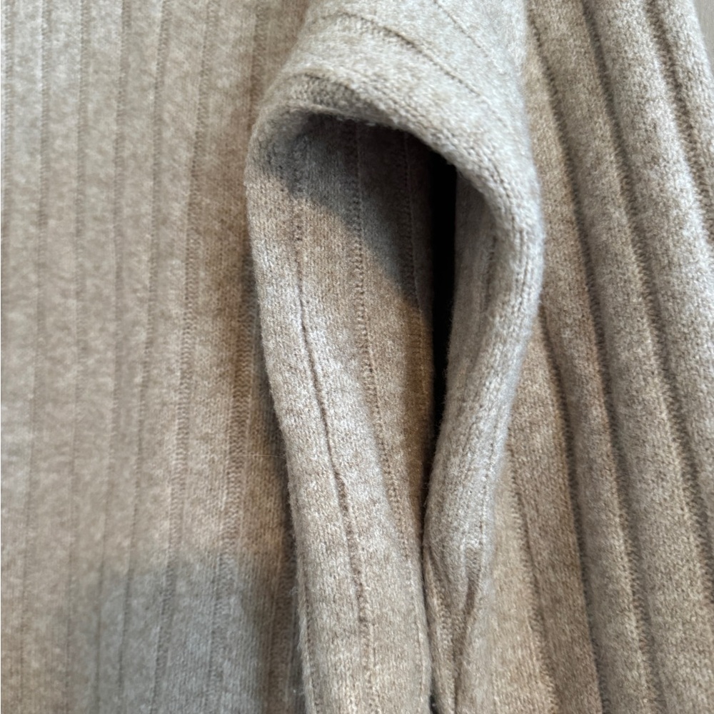 Universal Thread Ribbed Turtleneck Sweater - Picture 3 of 6